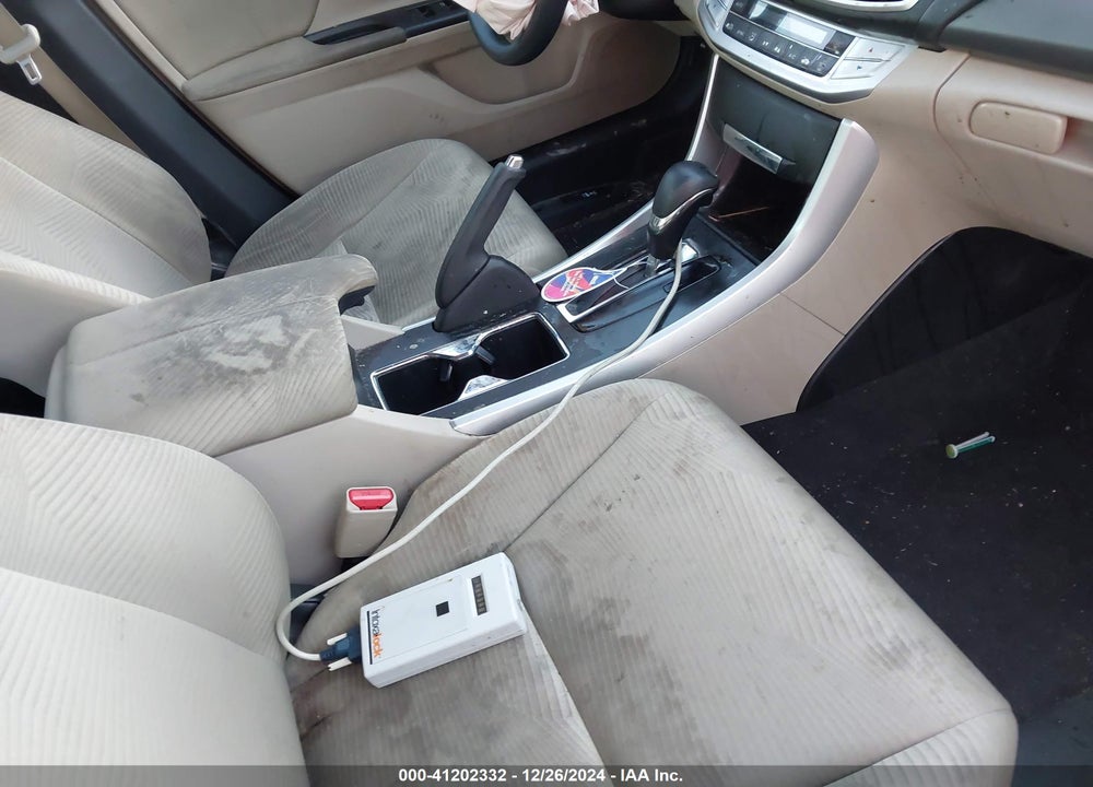 2015 HONDA ACCORD LX VIN: 1HGCR2F3XFA191351