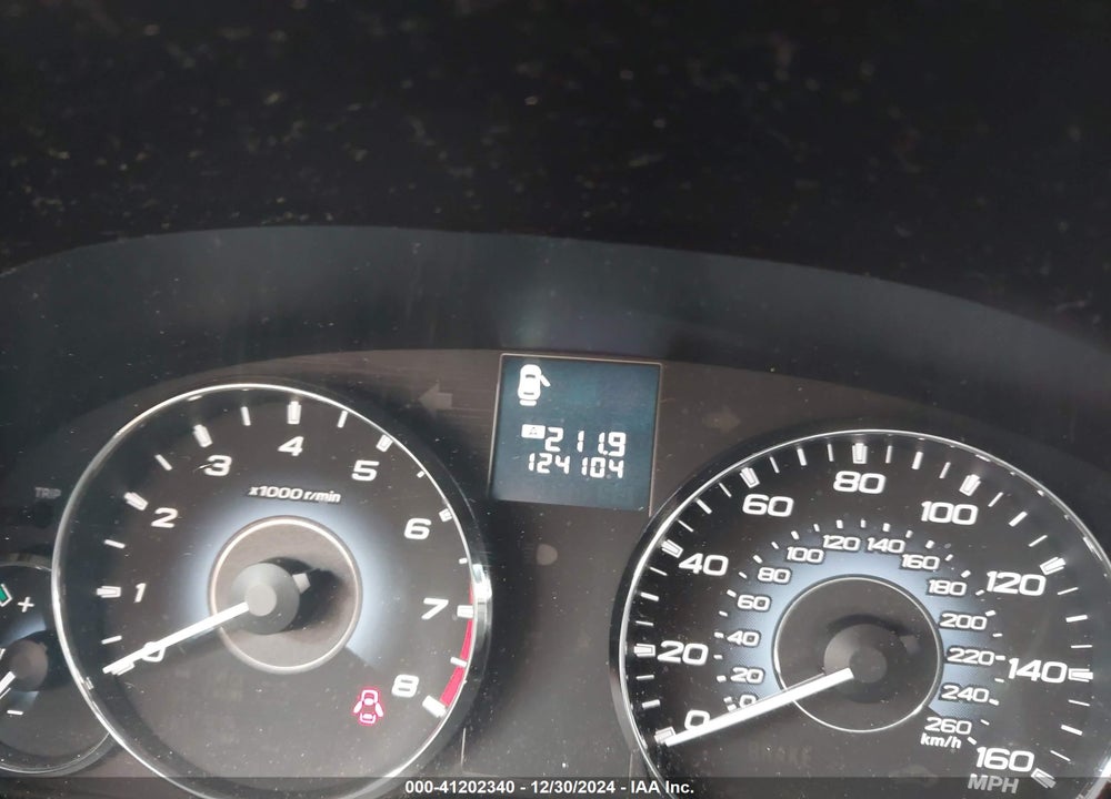 2010 SUBARU OUTBACK 3.6R LIMITED VIN: 4S4BRDKC1A2323942