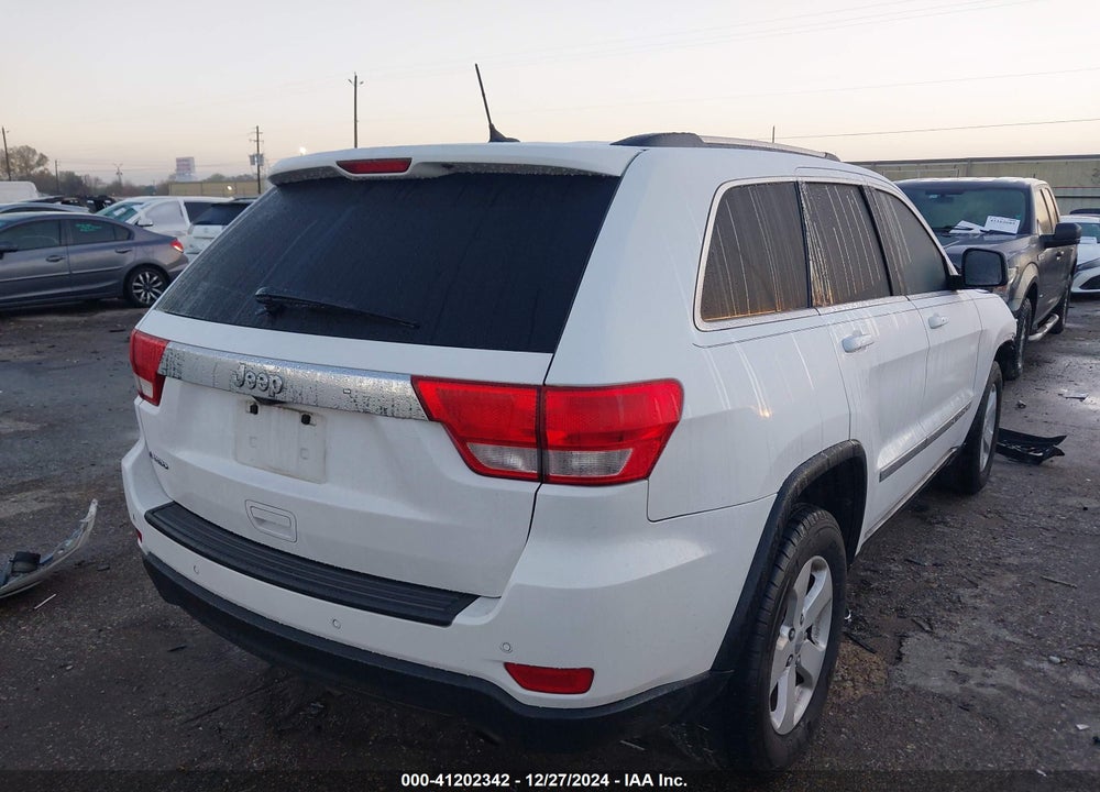 2013 JEEP GRAND CHEROKEE LAREDO VIN: 1C4RJEAG5DC620828