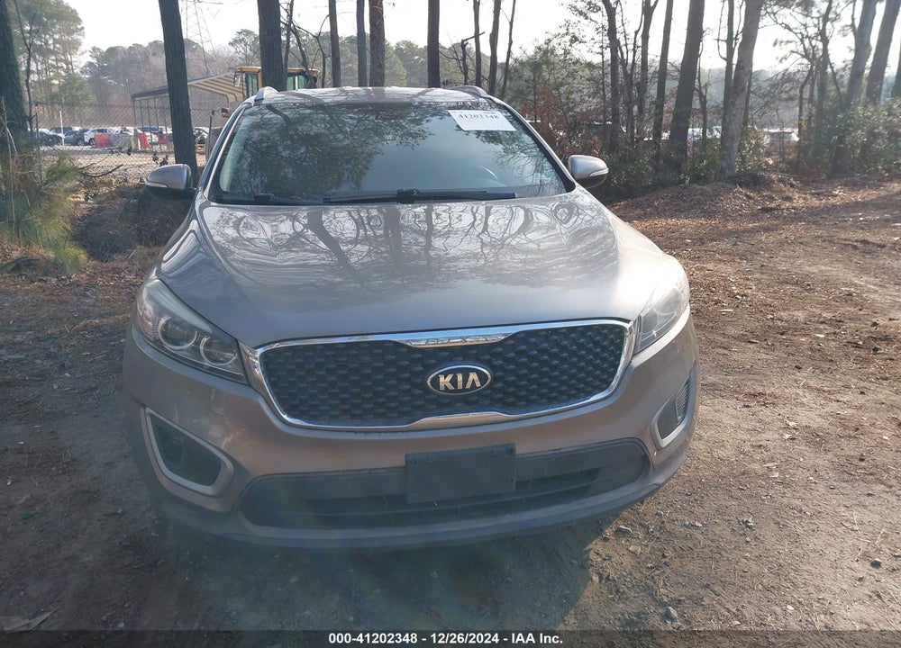 2017 KIA SORENTO 2.4L LX VIN: 5XYPGDA39HG200035