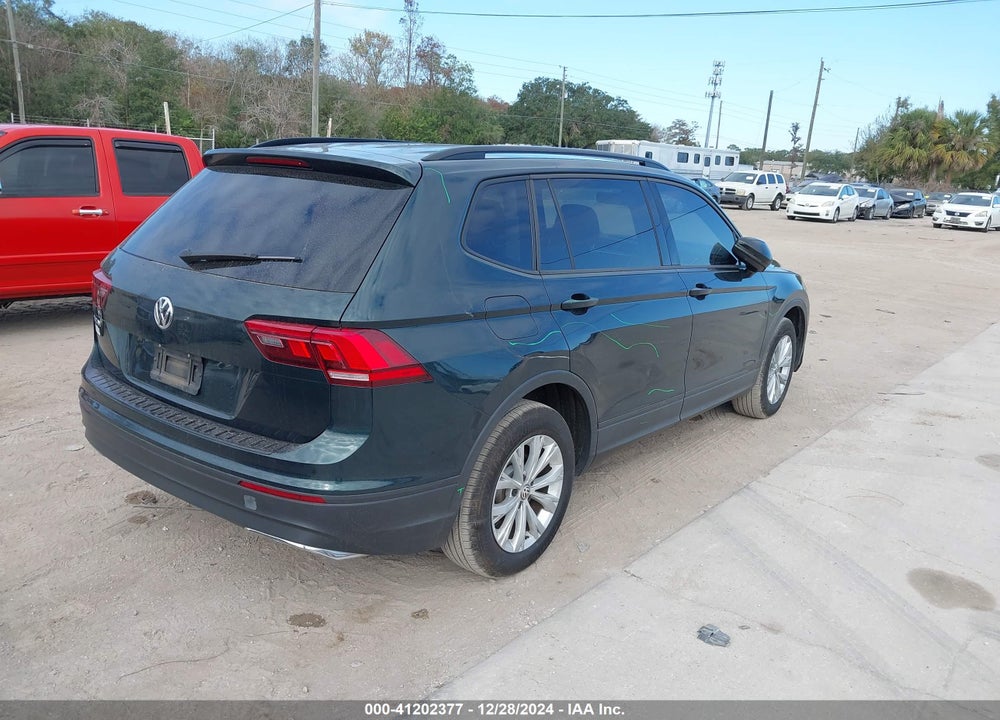 2019 VOLKSWAGEN TIGUAN 2.0T S VIN: 3VV1B7AX1KM049518