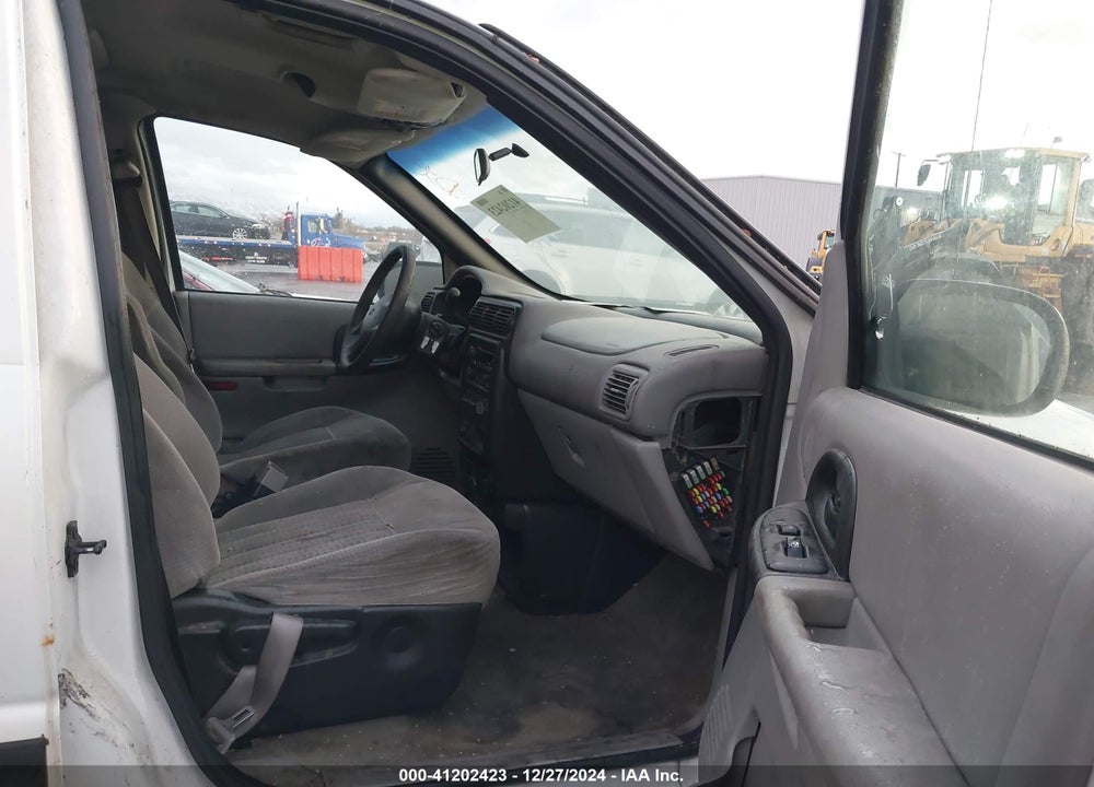 2004 CHEVROLET VENTURE LS VIN: 1GNDX03E54D222205