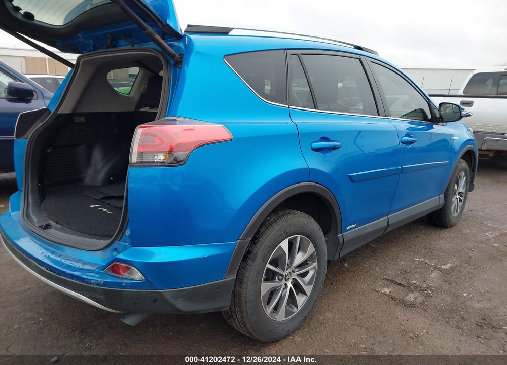 2016 TOYOTA RAV4 HYBRID XLE VIN: JTMRJREV7GD025610