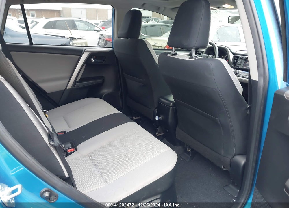 2016 TOYOTA RAV4 HYBRID XLE VIN: JTMRJREV7GD025610