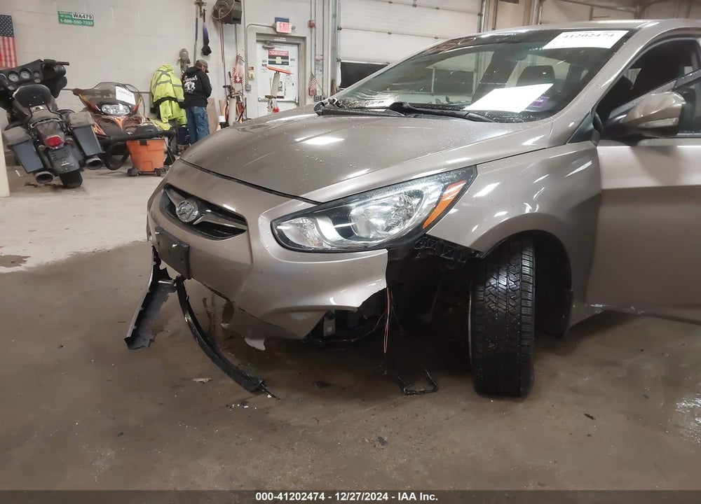 2013 HYUNDAI ACCENT VIN: KMHCU5AE7DU111647