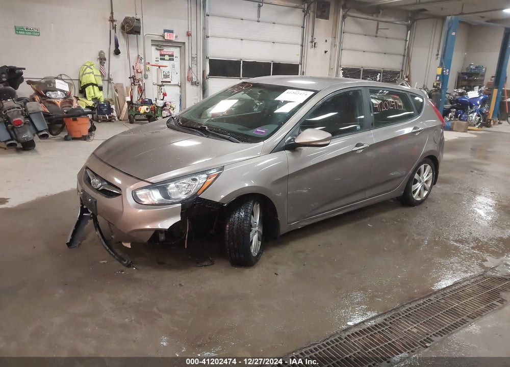 2013 HYUNDAI ACCENT VIN: KMHCU5AE7DU111647