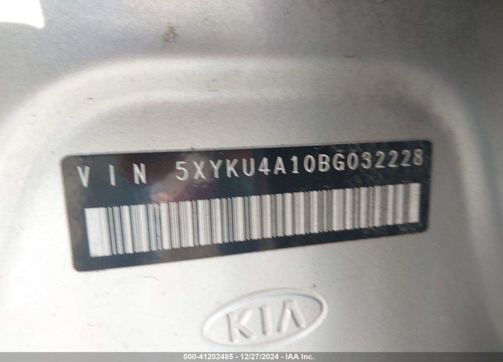 2011 KIA SORENTO EX VIN: 5XYKU4A10BG032228