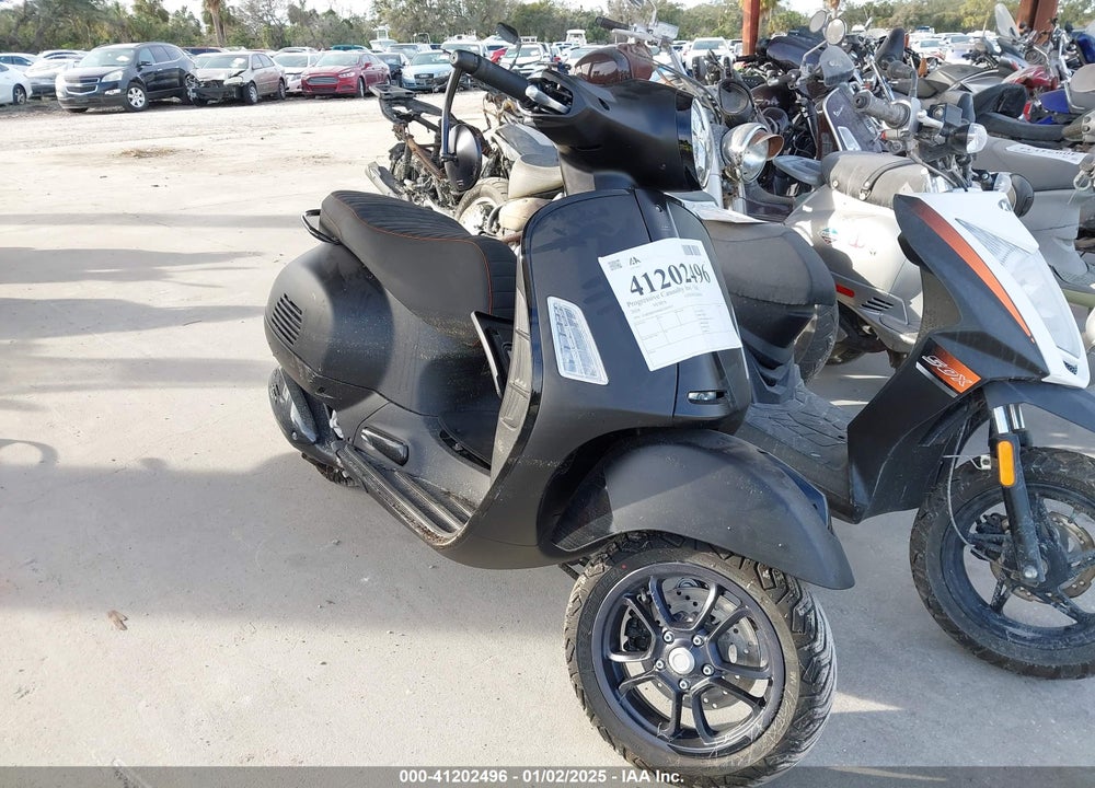 2024 VESPA GTS/SEI GIORNI 300 VIN: ZAPMD39M8R5201057
