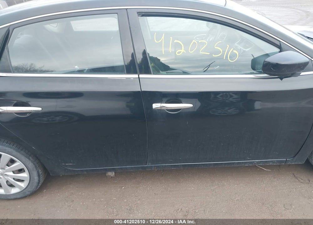 2017 NISSAN SENTRA VIN: 3N1AB7AP2HL704642