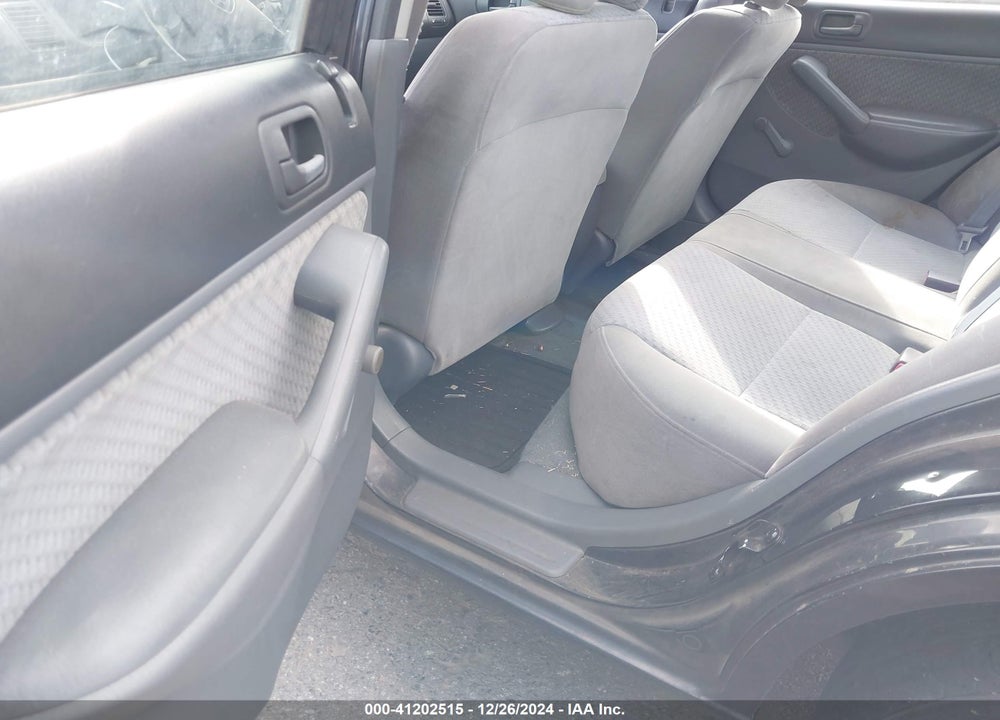 2005 HONDA CIVIC VP VIN: 1HGES16395L004160