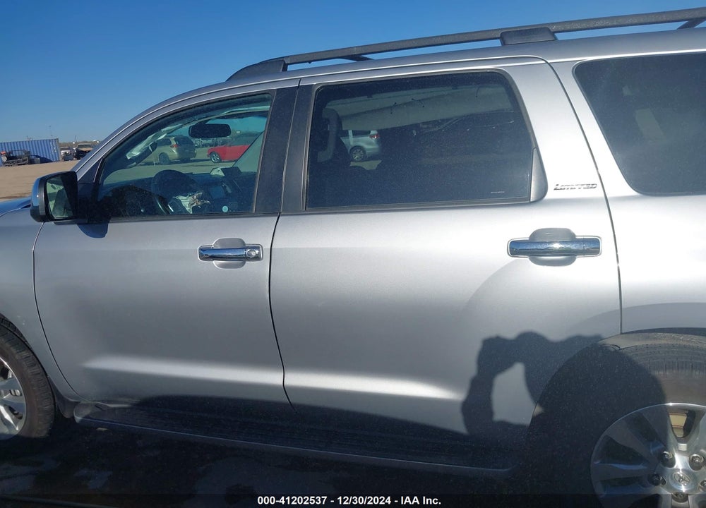 2014 TOYOTA SEQUOIA LIMITED 5.7L V8 VIN: 5TDJY5G14ES101541