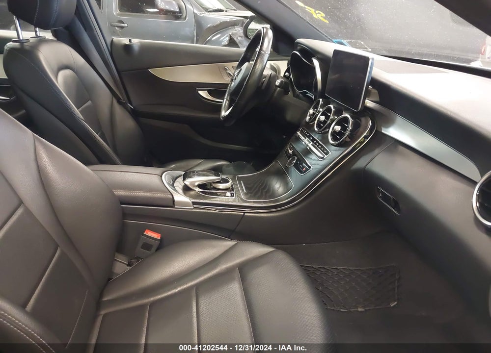 2018 MERCEDES-BENZ C 300 4MATIC VIN: 55SWF4KB6JU281060