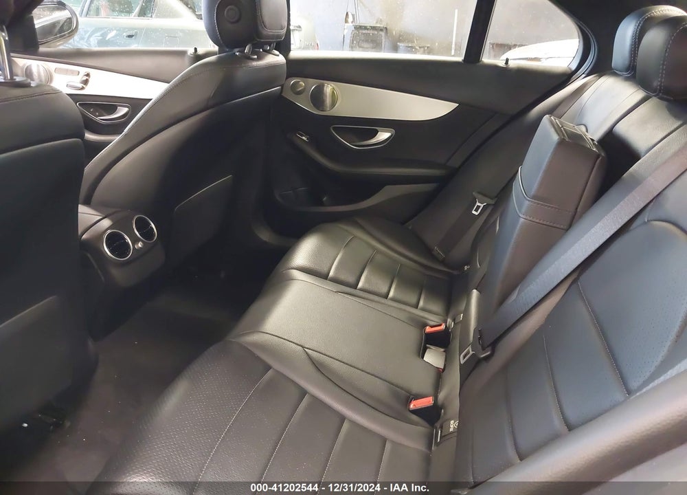2018 MERCEDES-BENZ C 300 4MATIC VIN: 55SWF4KB6JU281060
