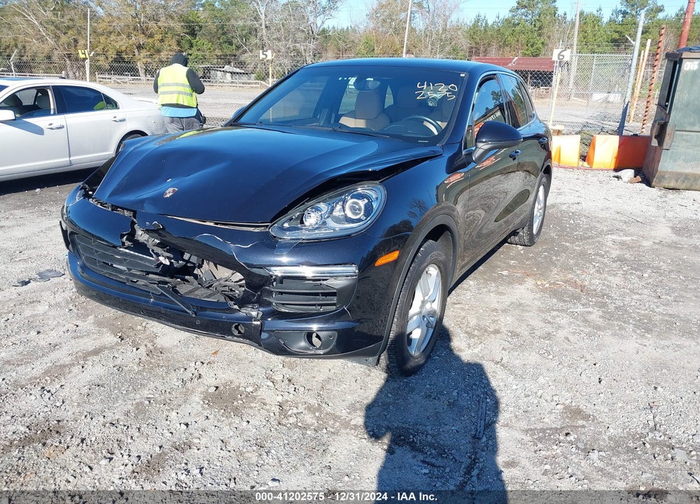 2016 PORSCHE CAYENNE VIN: WP1AA2A23GLA03561