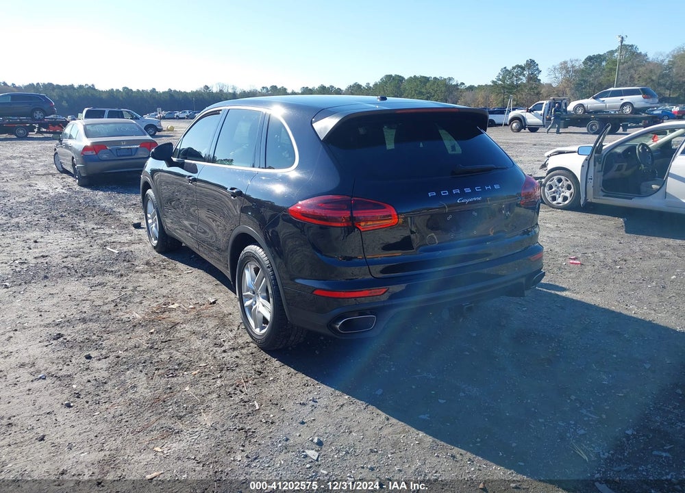 2016 PORSCHE CAYENNE VIN: WP1AA2A23GLA03561