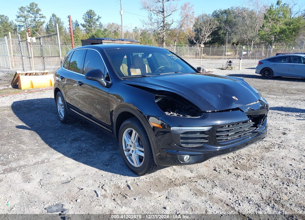 2016 PORSCHE CAYENNE VIN: WP1AA2A23GLA03561