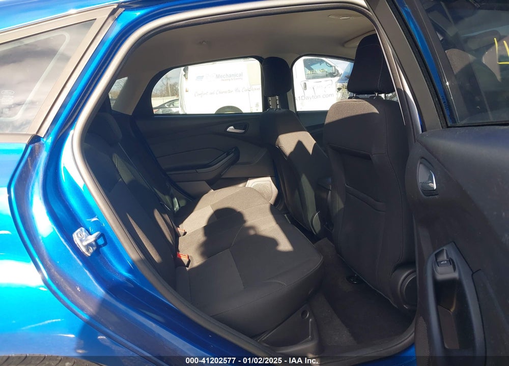 2018 FORD FOCUS VIN: 1FADP3K29JL282271