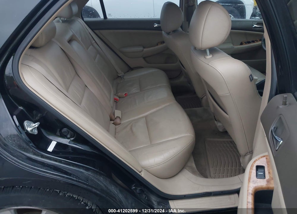 2005 HONDA ACCORD 3.0 EX VIN: 1HGCM66565A022823