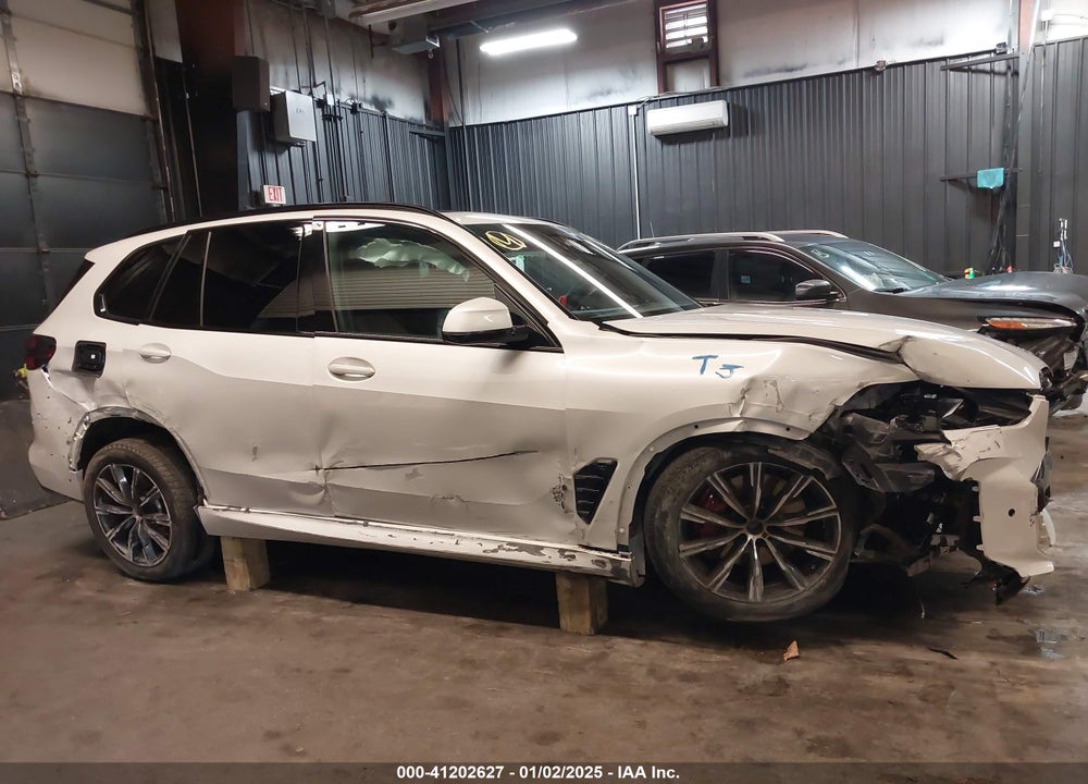 2024 BMW X5 XDRIVE40I VIN: 5UX23EU04R9T03913