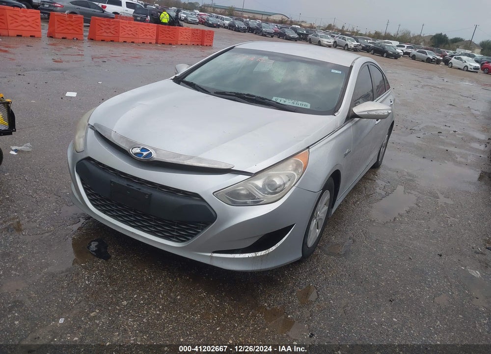 2013 HYUNDAI SONATA HYBRID VIN: KMHEC4A4XDA093854