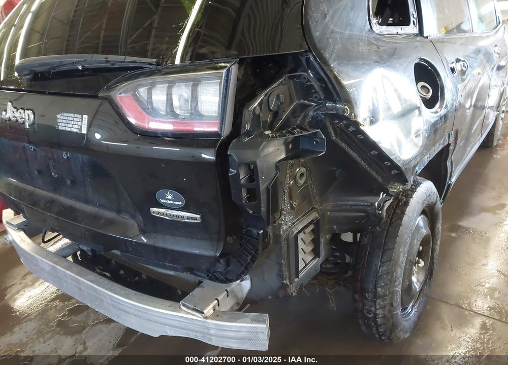 2020 JEEP CHEROKEE LATITUDE PLUS 4X4 VIN: 1C4PJMLBXLD646207