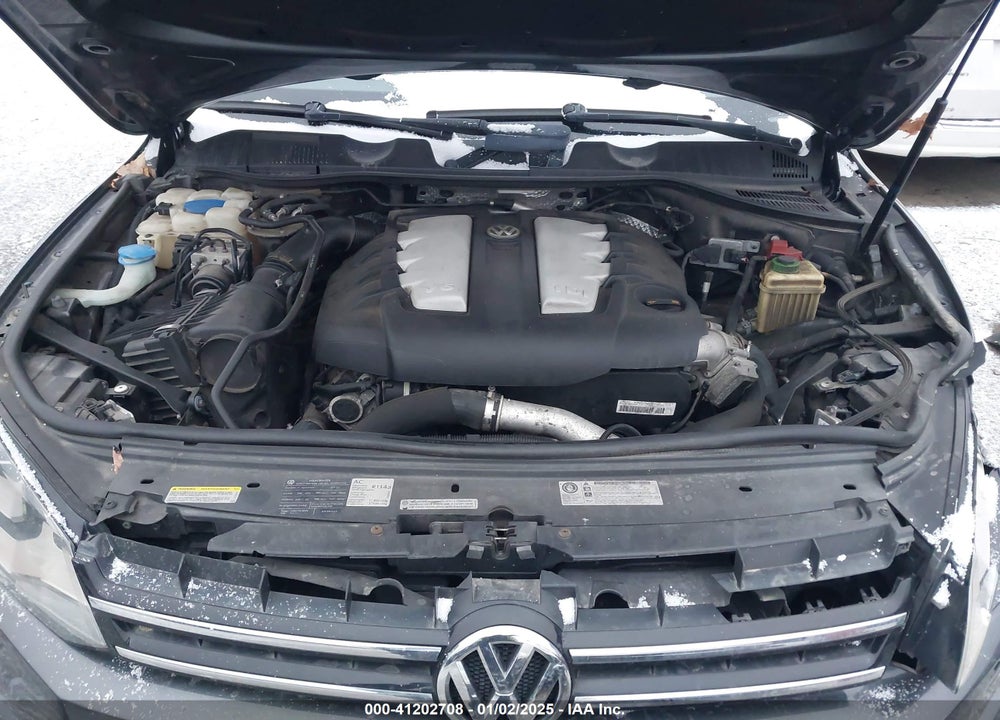 2012 VOLKSWAGEN TOUAREG TDI SPORT VIN: WVGFK9BP2CD000142
