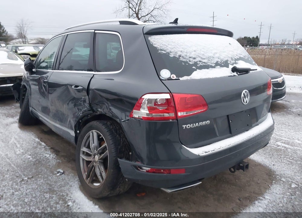 2012 VOLKSWAGEN TOUAREG TDI SPORT VIN: WVGFK9BP2CD000142