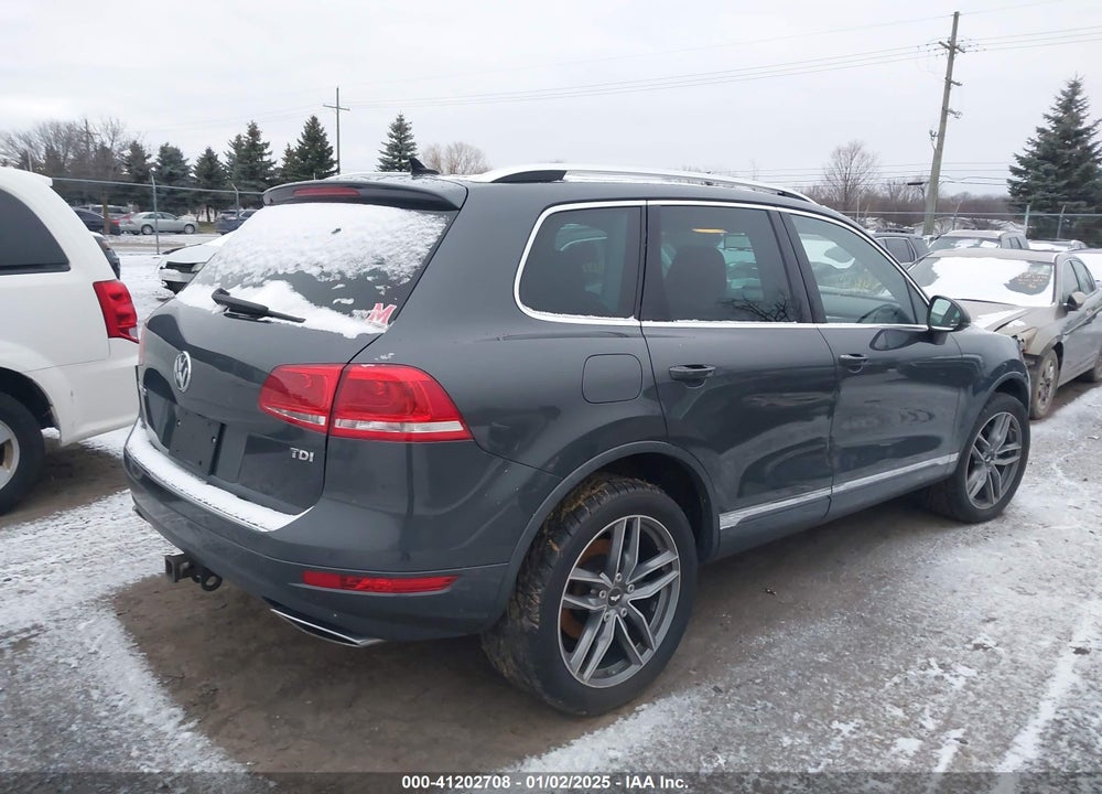 2012 VOLKSWAGEN TOUAREG TDI SPORT VIN: WVGFK9BP2CD000142