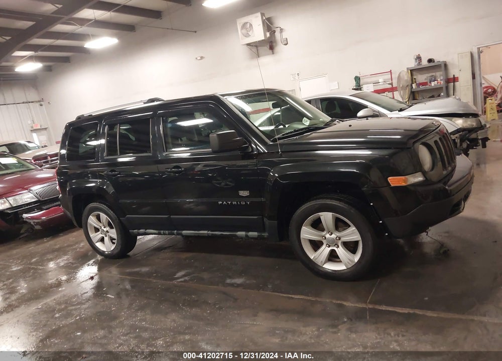 2011 JEEP PATRIOT LATITUDE X VIN: 1J4NF4GBXBD165272