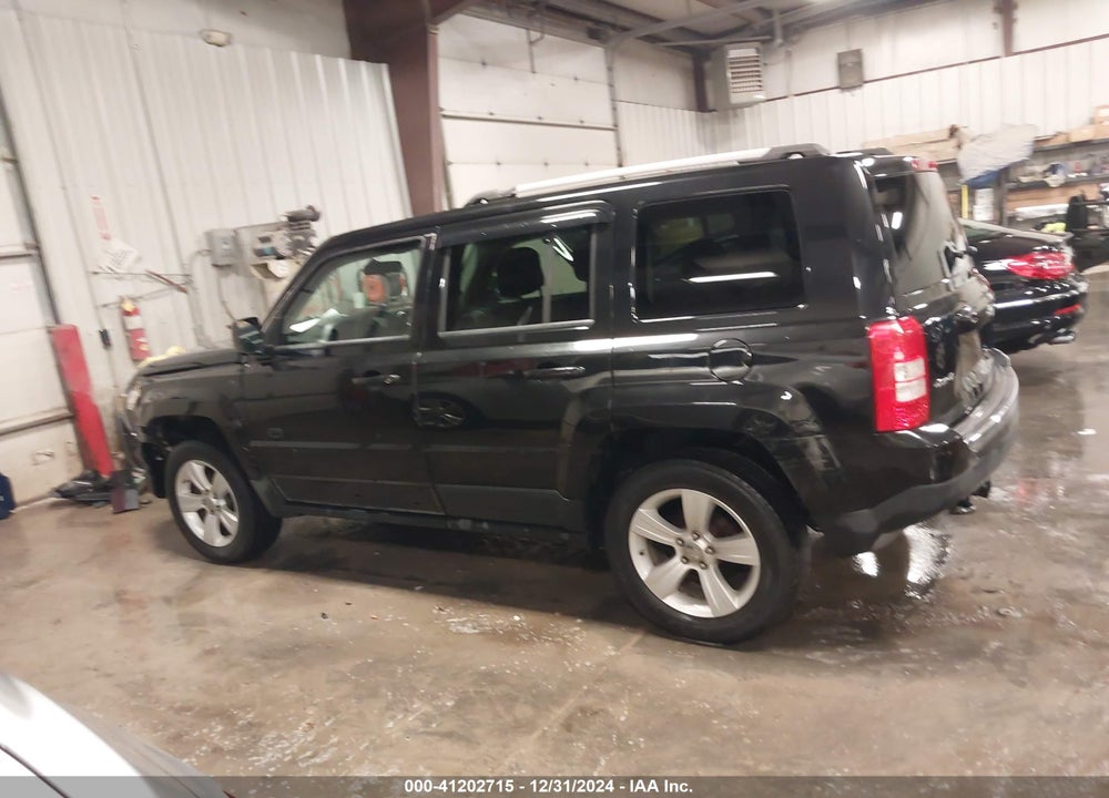2011 JEEP PATRIOT LATITUDE X VIN: 1J4NF4GBXBD165272