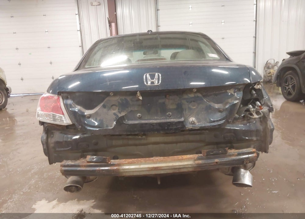 2010 HONDA ACCORD 3.5 EX-L VIN: 5KBCP3F81AB018468