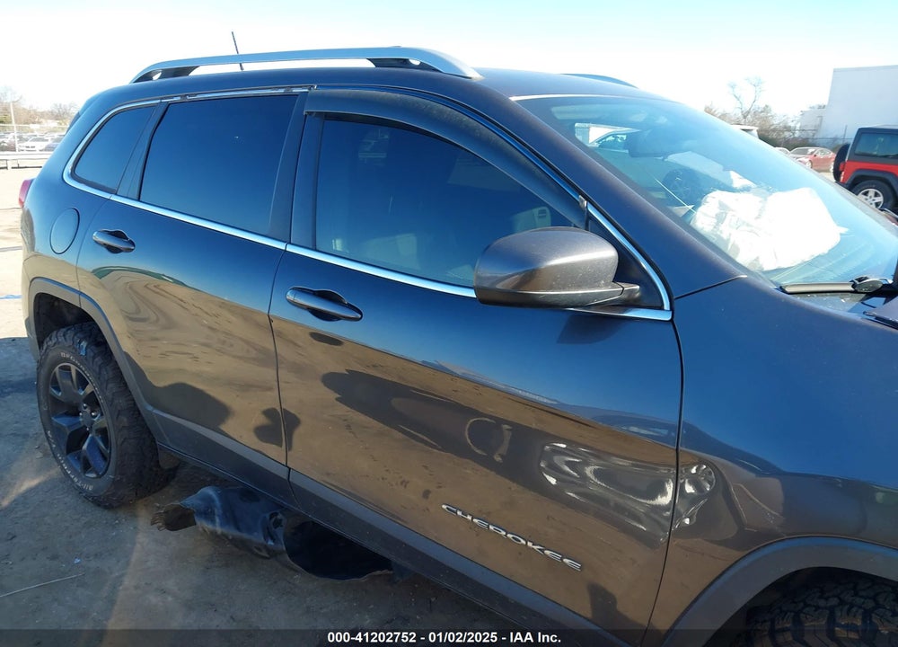 2016 JEEP CHEROKEE LATITUDE VIN: 1C4PJMCB9GW100685