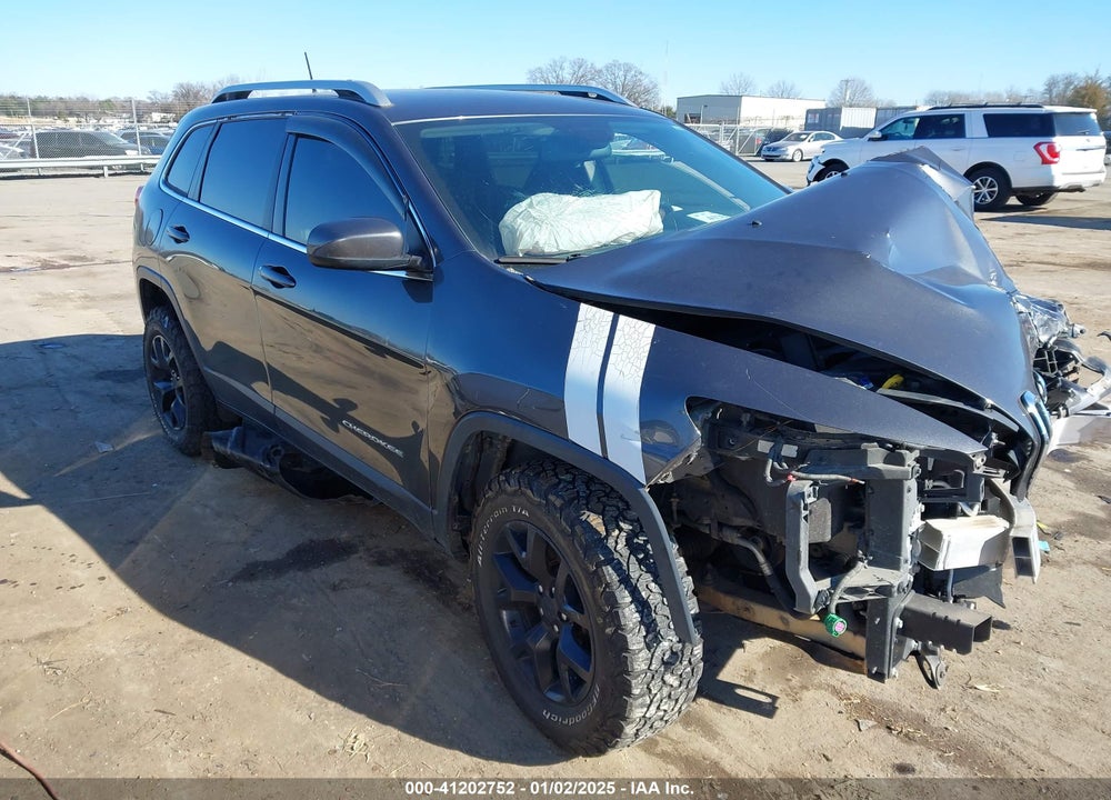 2016 JEEP CHEROKEE LATITUDE VIN: 1C4PJMCB9GW100685