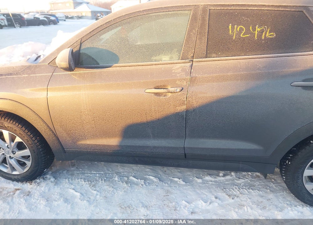 2019 HYUNDAI TUCSON VIN: KM8J2CA40KU039731