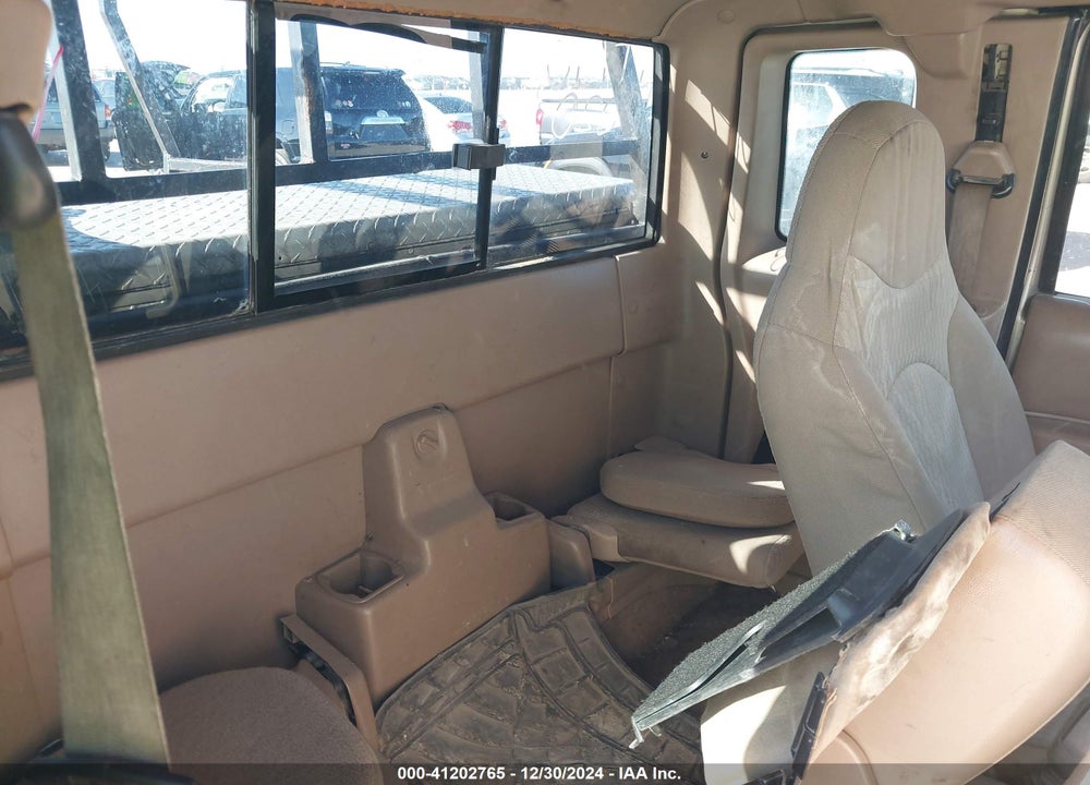 2001 MAZDA B3000 DS/SE VIN: 4F4YR16U91TM02020