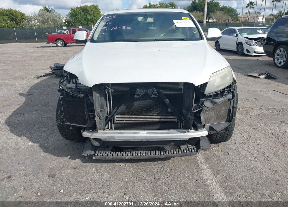 2014 AUDI Q7 3.0T PREMIUM PLUS VIN: WA1LGAFE9ED013308
