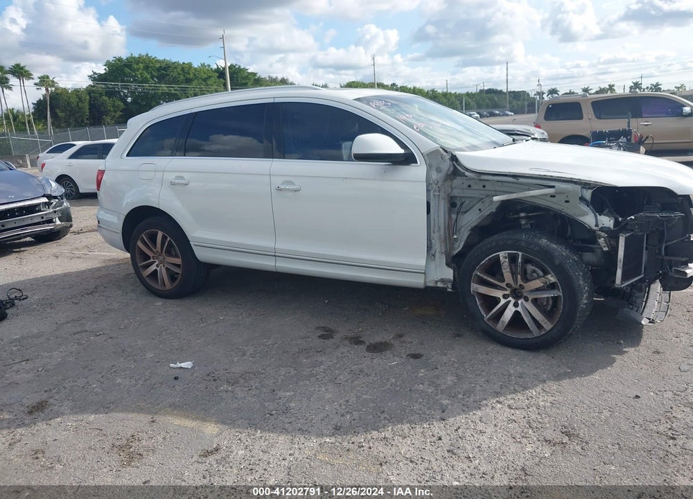 2014 AUDI Q7 3.0T PREMIUM PLUS VIN: WA1LGAFE9ED013308