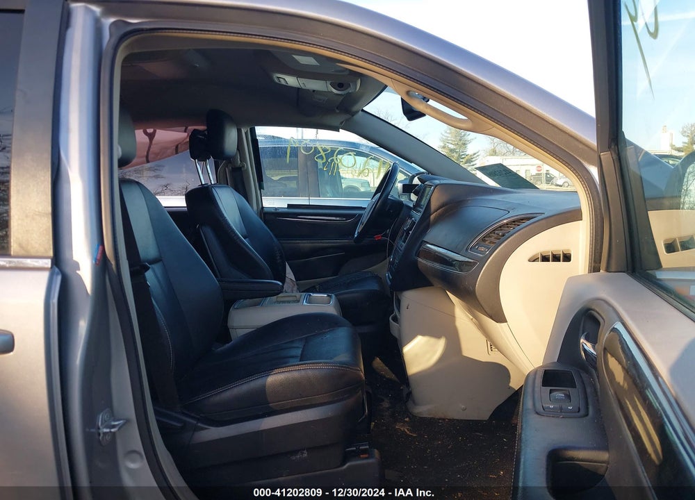 2015 CHRYSLER TOWN & COUNTRY TOURING VIN: 2C4RC1BG6FR694528