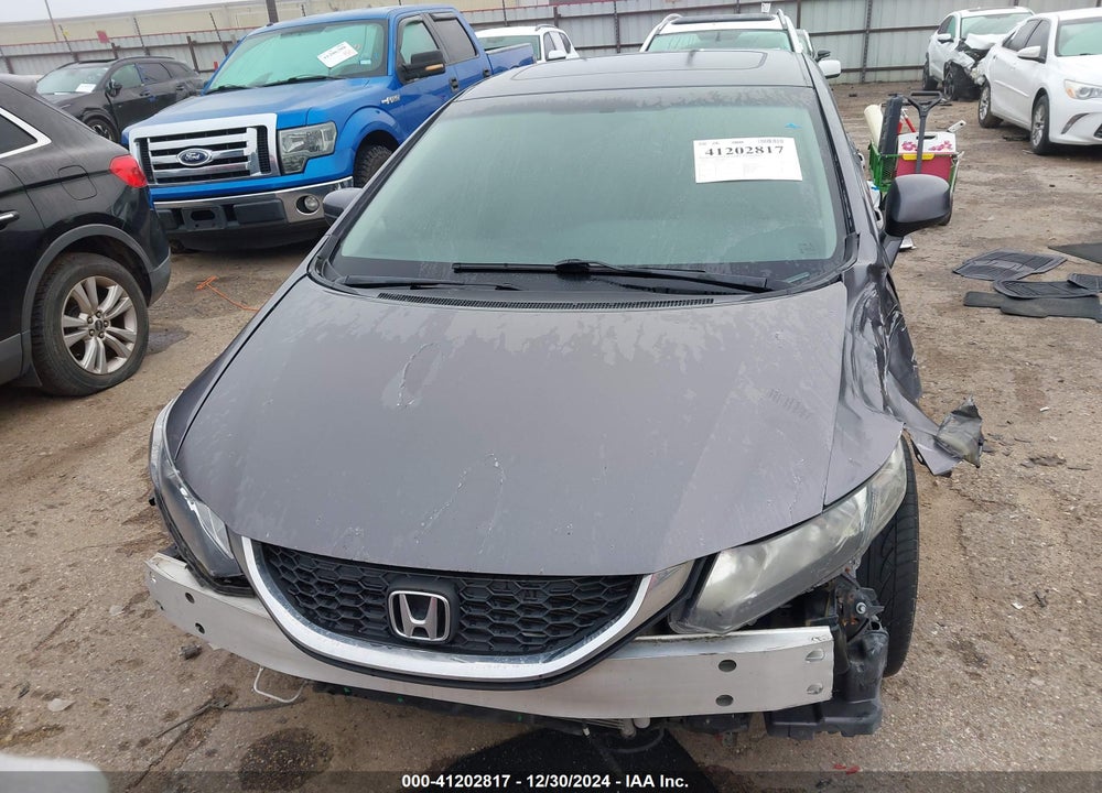 2014 HONDA CIVIC VIN: 19XFB2F82EE032427