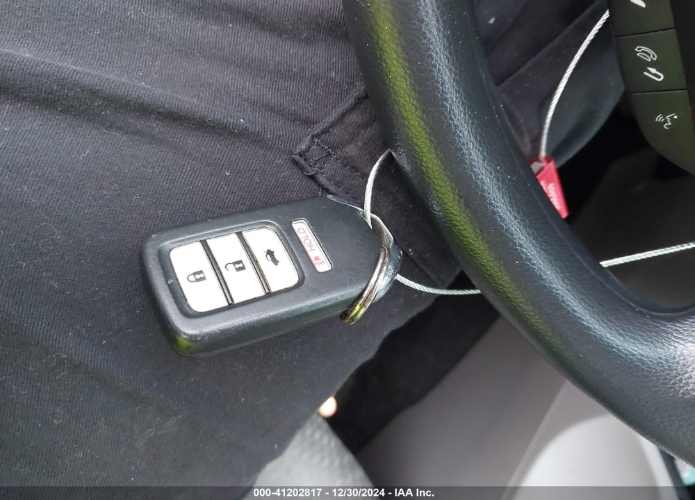 2014 HONDA CIVIC VIN: 19XFB2F82EE032427