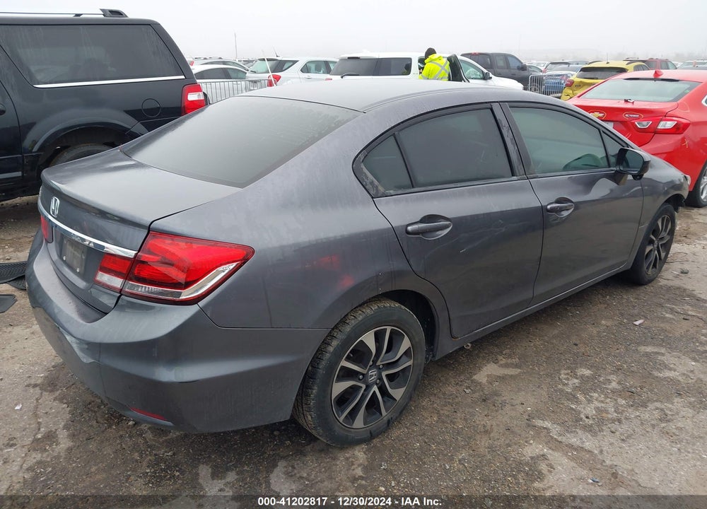 2014 HONDA CIVIC VIN: 19XFB2F82EE032427