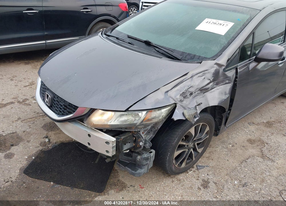 2014 HONDA CIVIC VIN: 19XFB2F82EE032427