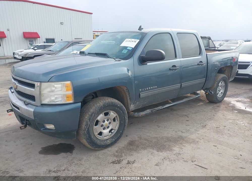 2011 CHEVROLET SILVERADO 1500 LT VIN: 1GCPKSE34BF250218