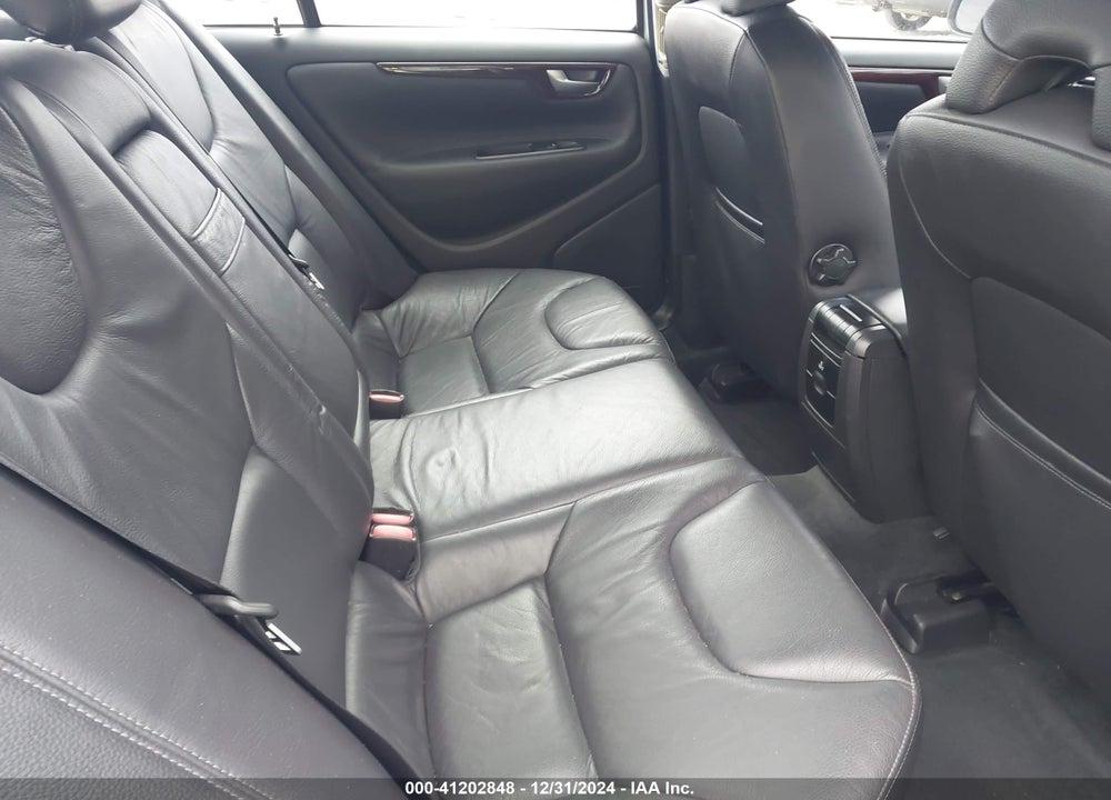 2008 VOLVO S60 2.5T VIN: YV1RH592X82702239