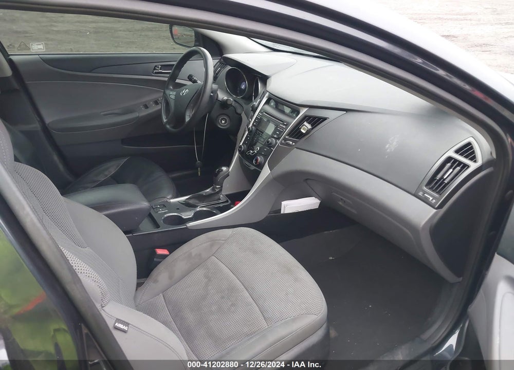 2013 HYUNDAI SONATA GLS VIN: 5NPEB4AC5DH811155