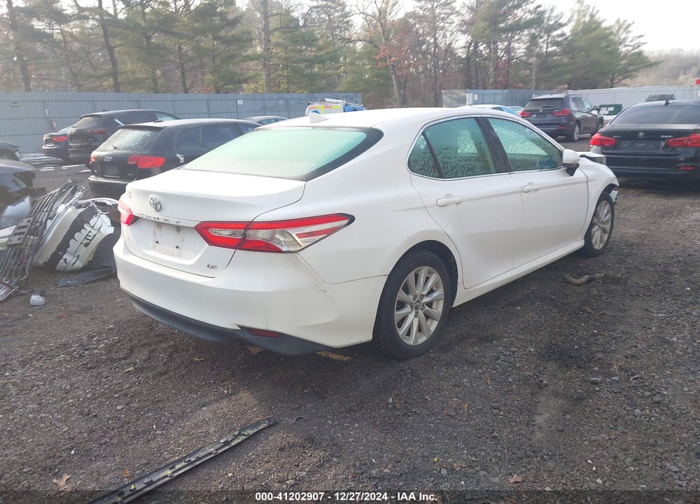 2020 TOYOTA CAMRY LE VIN: 4T1C11AK5LU916794