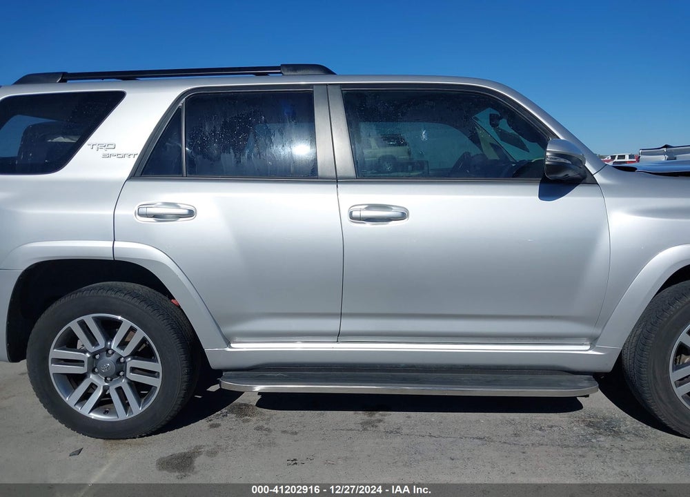 2022 TOYOTA 4RUNNER TRD SPORT VIN: JTEAU5JR4N5276772