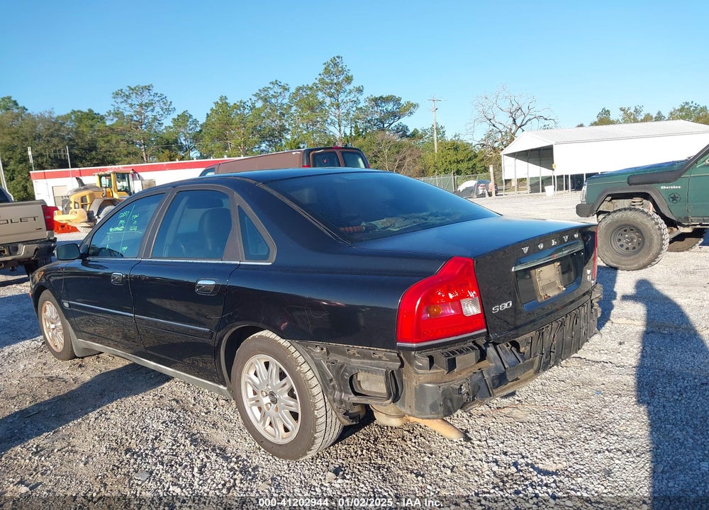 2005 VOLVO S80 2.5T VIN: YV1TS592051395169