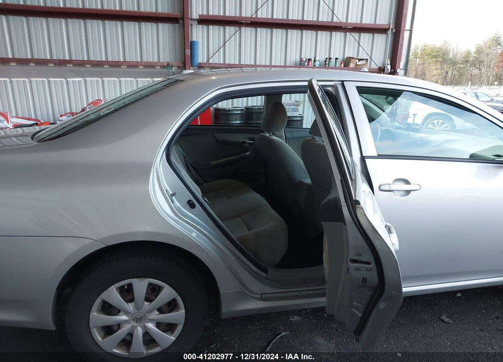 2010 TOYOTA COROLLA LE VIN: 2T1BU4EEXAC326629