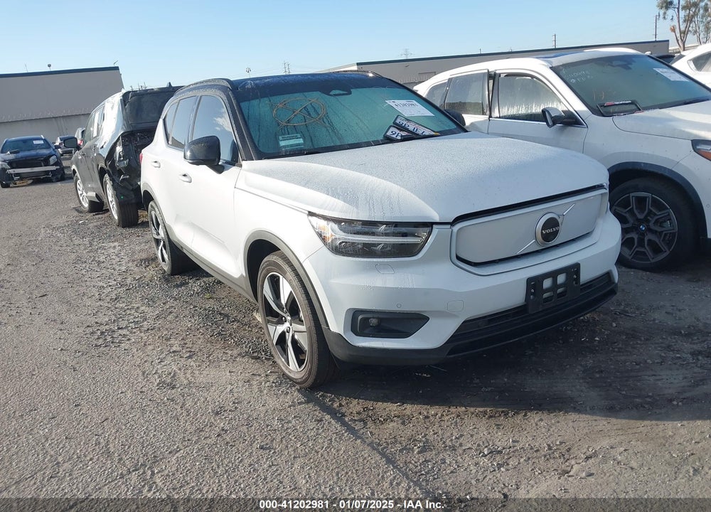 2021 VOLVO XC40 RECHARGE PURE ELECTRIC P8 VIN: YV4ED3UR7M2580522